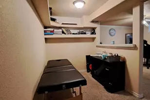 33 Wasatch, Pueblo, CO 81005 - Photo 17