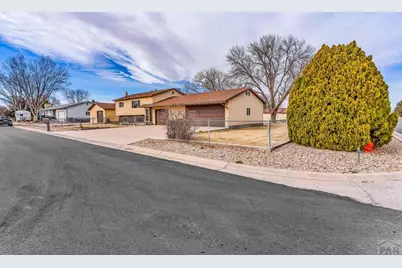 25451 Parkview, Pueblo, CO 81006 - Photo 3