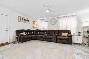 279 E Kipling Dr, Pueblo West, CO 81007 - Photo 9