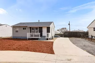 8 Churchill Rd, Pueblo, CO 81001 - Photo 3