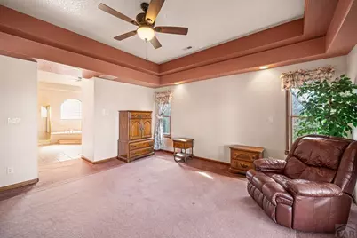 995 S Linden Pl, Pueblo West, CO 81007 - Photo 13