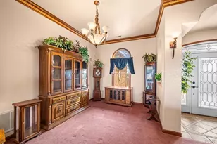 995 S Linden Pl, Pueblo West, CO 81007 - Photo 9