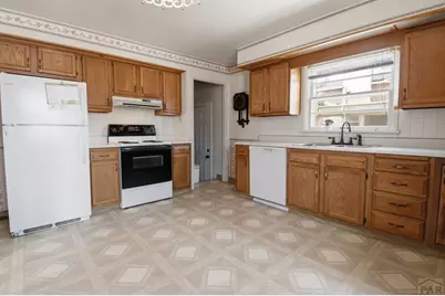 211 Dittmer Ave, Pueblo, CO 81004 - Photo 11