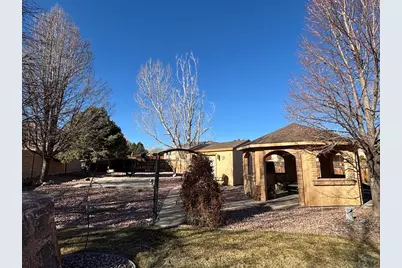 11 Malibu Court, Pueblo, CO 81005 - Photo 9