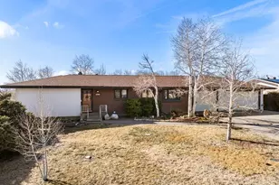 4007 Hillside Dr, Pueblo, CO 81008 - Photo 3