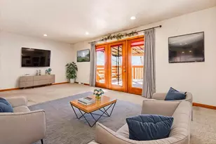 4007 Hillside Dr, Pueblo, CO 81008 - Photo 9