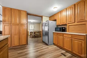 2219 W 28th St, Pueblo, CO 81003 - Photo 11