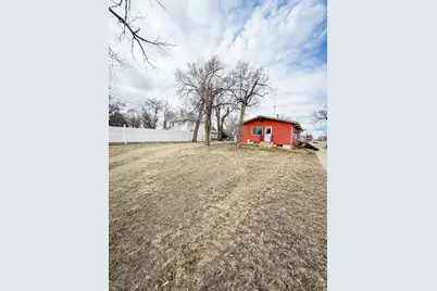 702 Grove Ave, Las Animas, CO 81054 - Photo 13