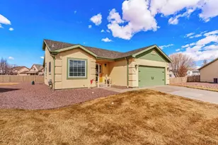 3401 Badger Ct, Pueblo, CO 81005 - Photo 3