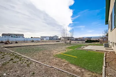 528 S Bellflower Dr, Pueblo West, CO 81007 - Photo 45