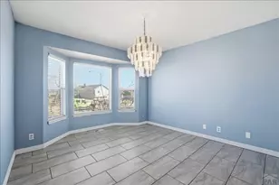 807 S Aguilar Ln, Pueblo, CO 81007 - Photo 5