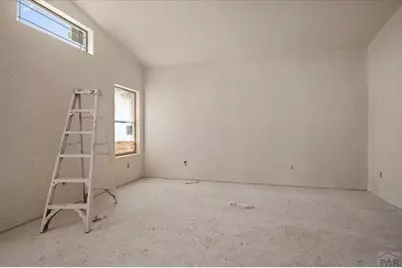 366 N Desert Cove Dr, Pueblo West, CO 81007 - Photo 9