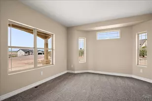 366 N Desert Cove Dr, Pueblo West, CO 81007 - Photo 3