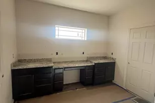 366 N Desert Cove Dr, Pueblo West, CO 81007 - Photo 7