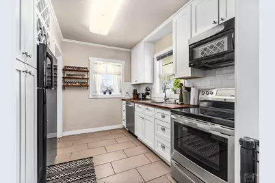 1942 Lake Ave, Pueblo, CO 81004 - Photo 9