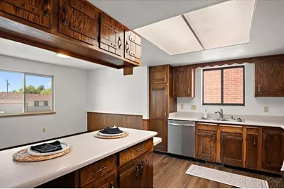 208 Starlite Dr, Pueblo, CO 81005 - Photo 11