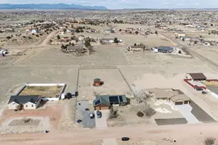 1537 W Calle Del Santo Dr, Pueblo West, CO 81007 - Photo 43