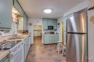 221 E 8th St, Walsenburg, CO 81089 - Photo 9