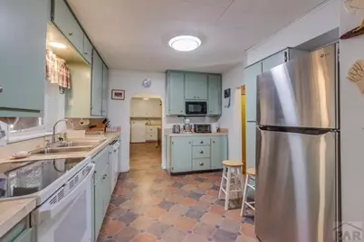 221 E 8th St, Walsenburg, CO 81089 - Photo 11