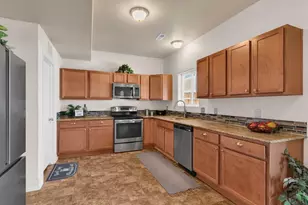 917 Silverqueen Rd, Pueblo, CO 81008 - Photo 9