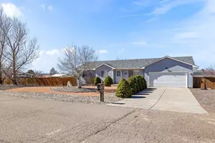 735 S Sterling Dr, Pueblo West, CO 81007 - Photo 31