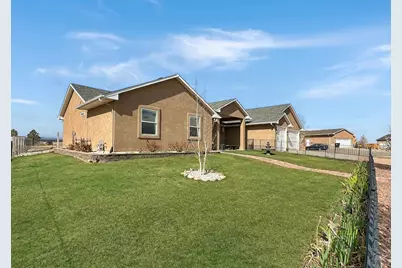 439 N Mitford Dr, Pueblo West, CO 81007 - Photo 3