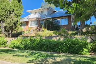 927 E 11th St, Pueblo, CO 81001 - Photo 1