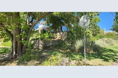 927 E 11th St, Pueblo, CO 81001 - Photo 35