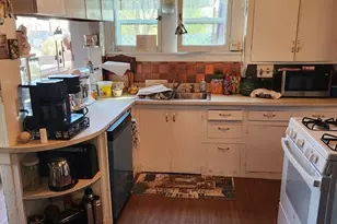 927 E 11th St, Pueblo, CO 81001 - Photo 5