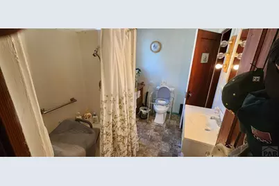 927 E 11th St, Pueblo, CO 81001 - Photo 21