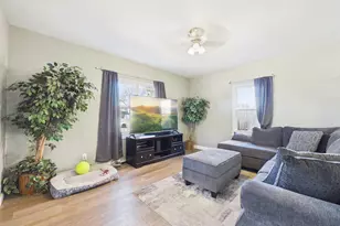 1012 E Abriendo Ave, Pueblo, CO 81004 - Photo 7