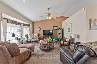 429 W Strawberry Dr, Pueblo West, CO 81007 - Photo 5