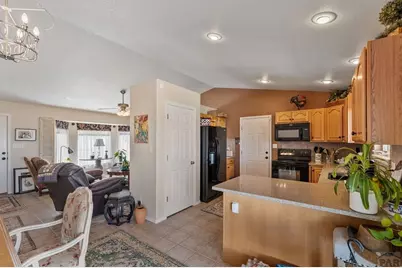 429 W Strawberry Dr, Pueblo West, CO 81007 - Photo 3