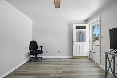 2108 W 19th St, Pueblo, CO 81003 - Photo 3