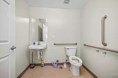 302 Meade Ave, Pueblo, CO 81001 - Photo 31