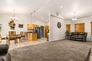 1035 E Marengo Dr, Pueblo West, CO 81007 - Photo 5