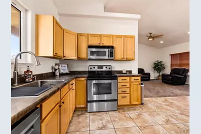 1035 E Marengo Dr, Pueblo West, CO 81007 - Photo 9