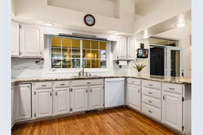 210 Bridle Trail, Pueblo, CO 81005 - Photo 7