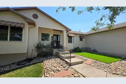 232 Alhambra Dr, Pueblo, CO 81005 - Photo 3