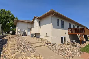 232 Alhambra Dr, Pueblo, CO 81005 - Photo 7