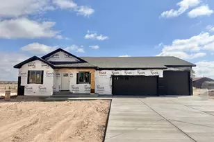1405 E Dowd Dr, Pueblo West, CO 81007 - Photo 1