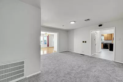 1015 E 3rd St, Pueblo, CO 81001 - Photo 15