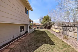 14 Crestaloma Dr, Pueblo, CO 81005 - Photo 27