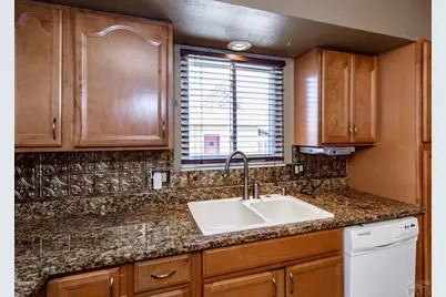 2605 Oakland Ave, Pueblo, CO 81004 - Photo 7