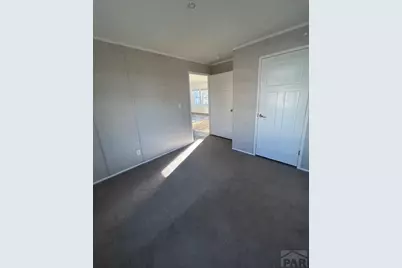240 E Dawnview Dr, Pueblo, CO 81007 - Photo 17