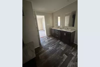 240 E Dawnview Dr, Pueblo, CO 81007 - Photo 11