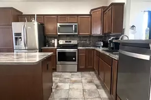 964 Peachcrest Dr, Pueblo, CO 81005 - Photo 5