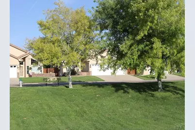 964 Peachcrest Dr, Pueblo, CO 81005 - Photo 23
