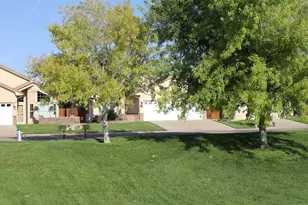 964 Peachcrest Dr, Pueblo, CO 81005 - Photo 23