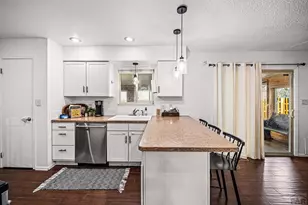 1123 Candytuft Blvd, Pueblo, CO 81001 - Photo 9